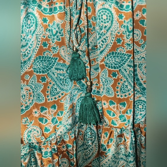INDIA TOWN size M/L Long Sleeve Button Front Tassled Ruffled Green Paisley Maxi - Picture 10 of 14